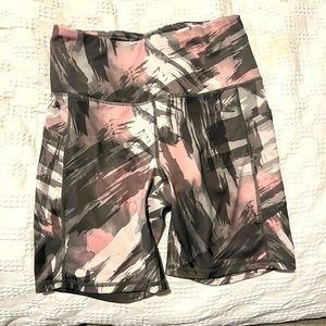 Gaiam like new exercise shorts